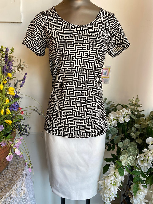 LuLaRoe Tee & JCrew White Skirt